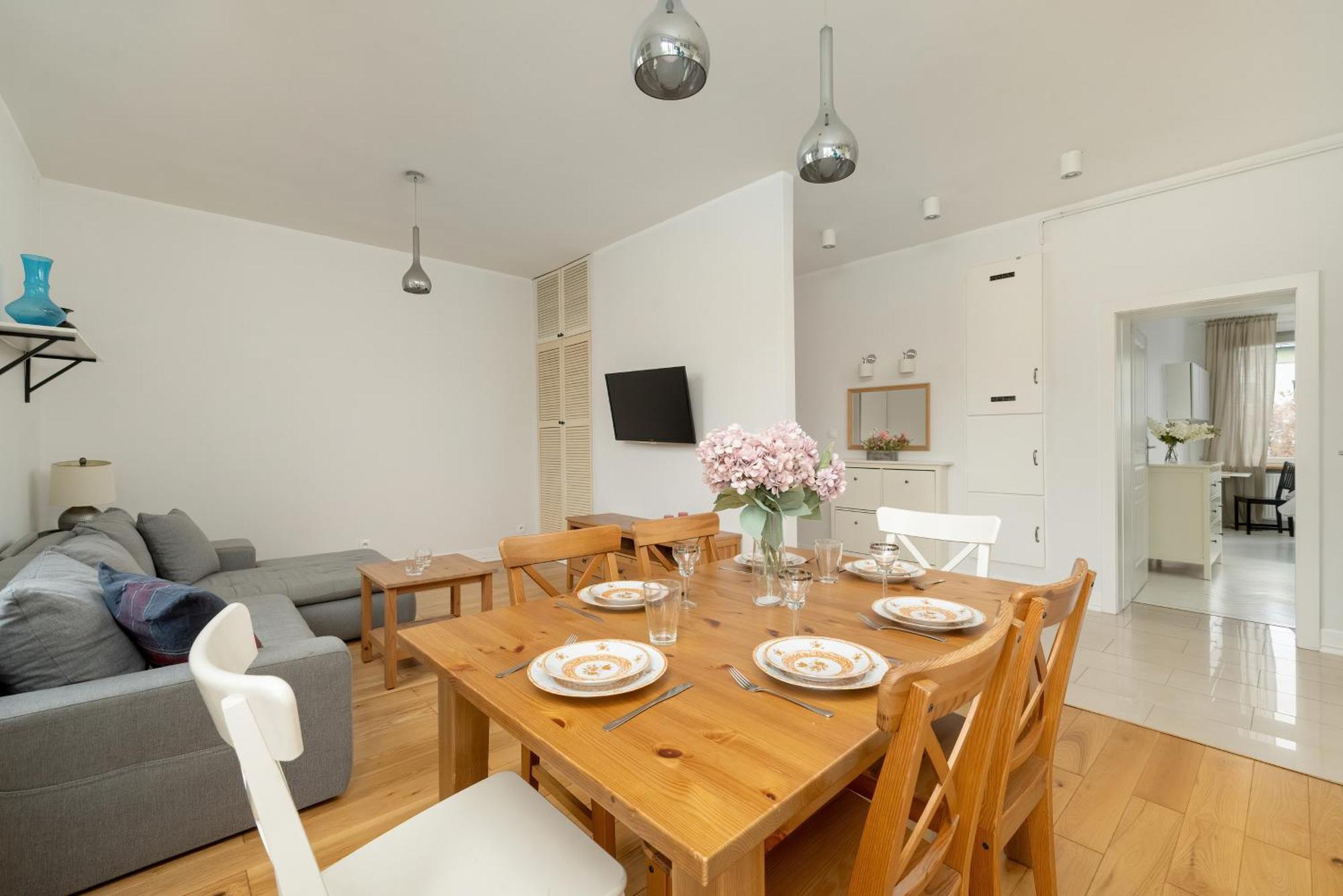 Apartament Pawlowa Stylish With Balcony & Office By Renters