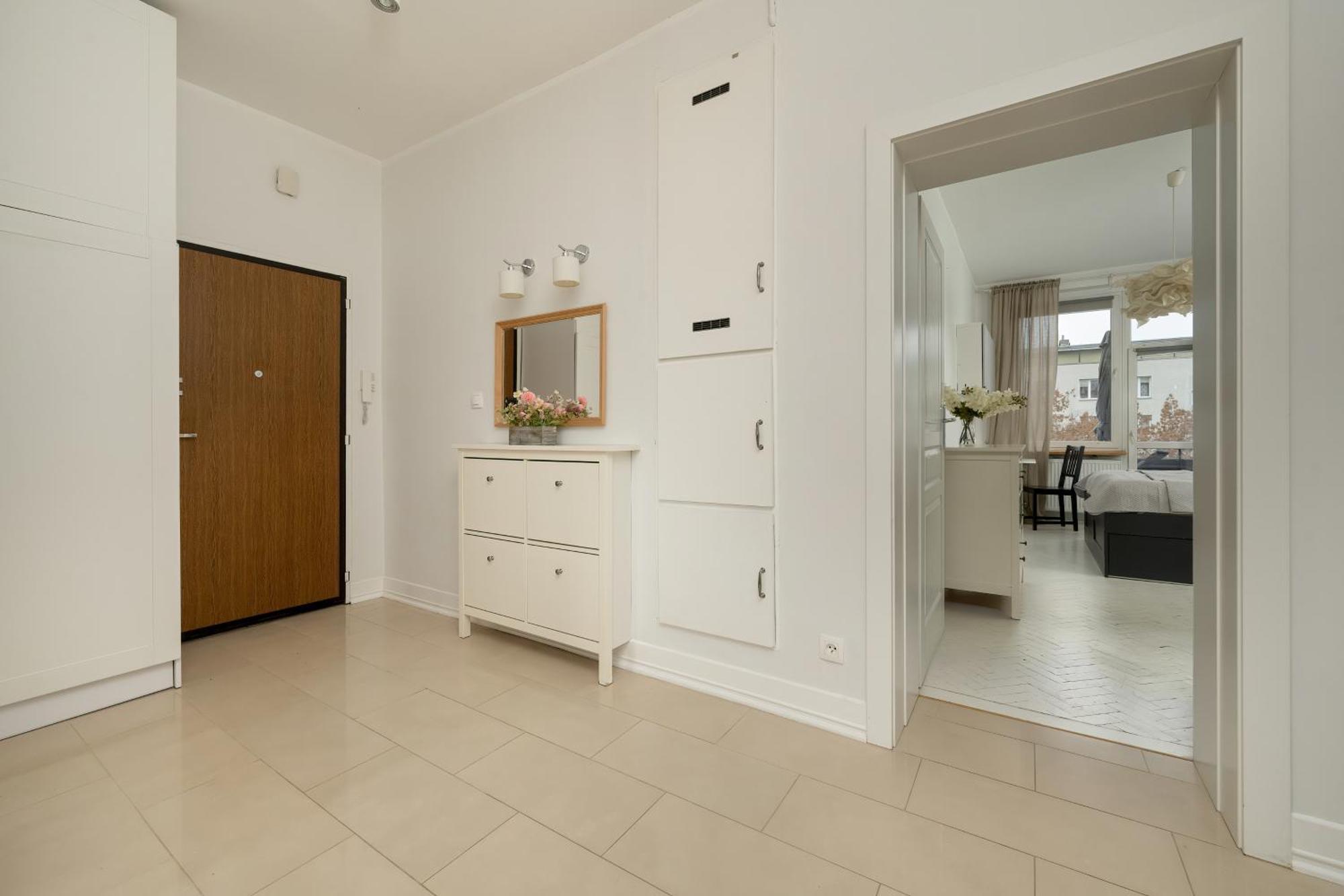 Apartament Pawlowa Stylish With Balcony & Office By Renters