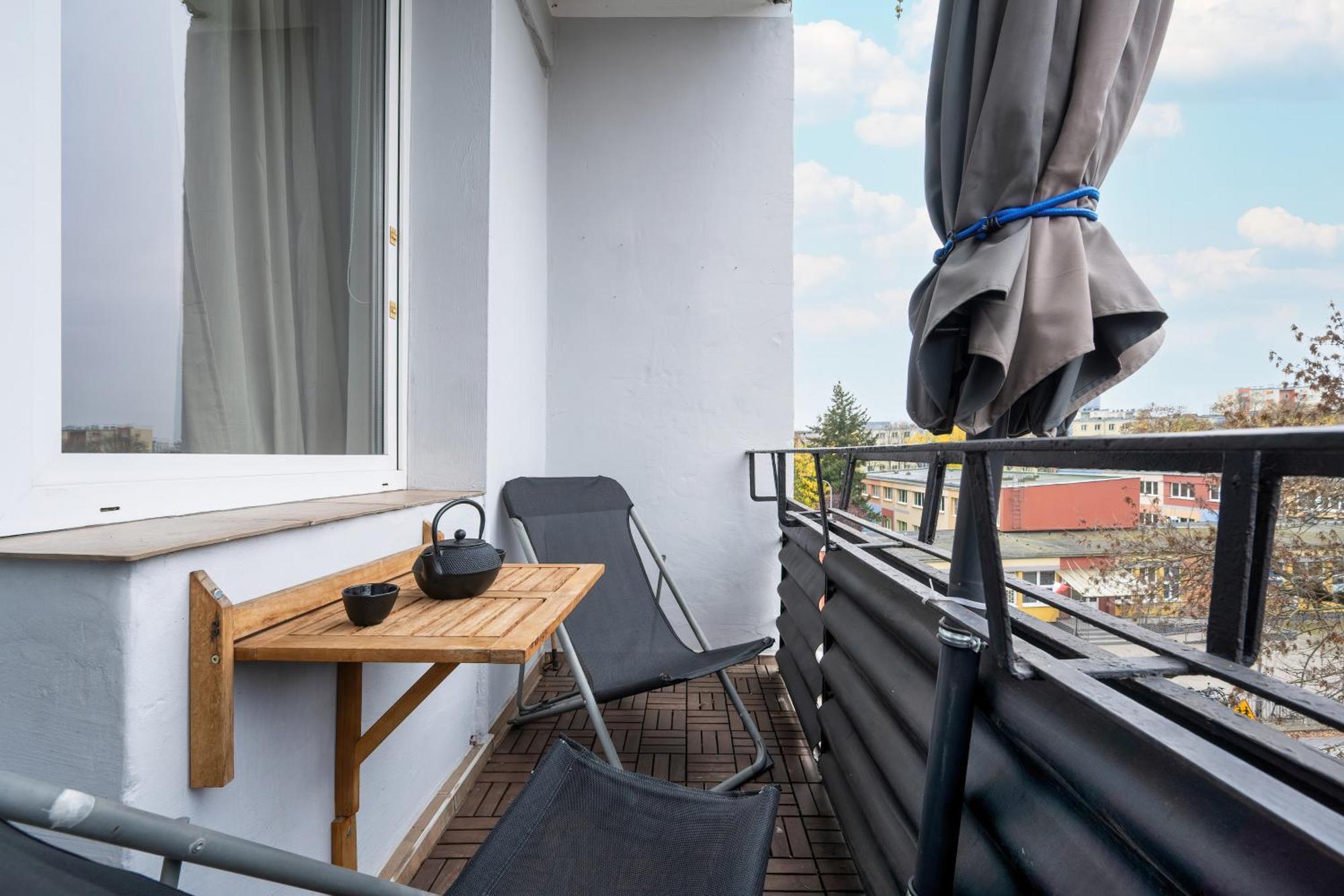 Pawlowa Stylish With Balcony & Office By Renters Apartament *